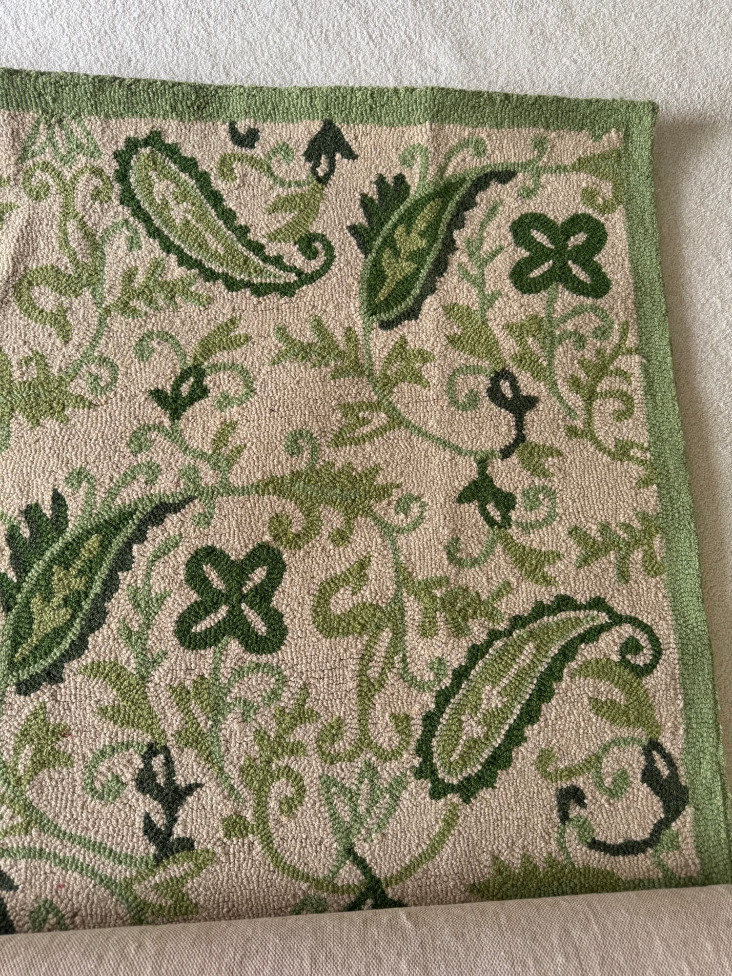 Ballard Designs Verti Paisley Handtufted Wool Rug Green 8x10 ft India Unused