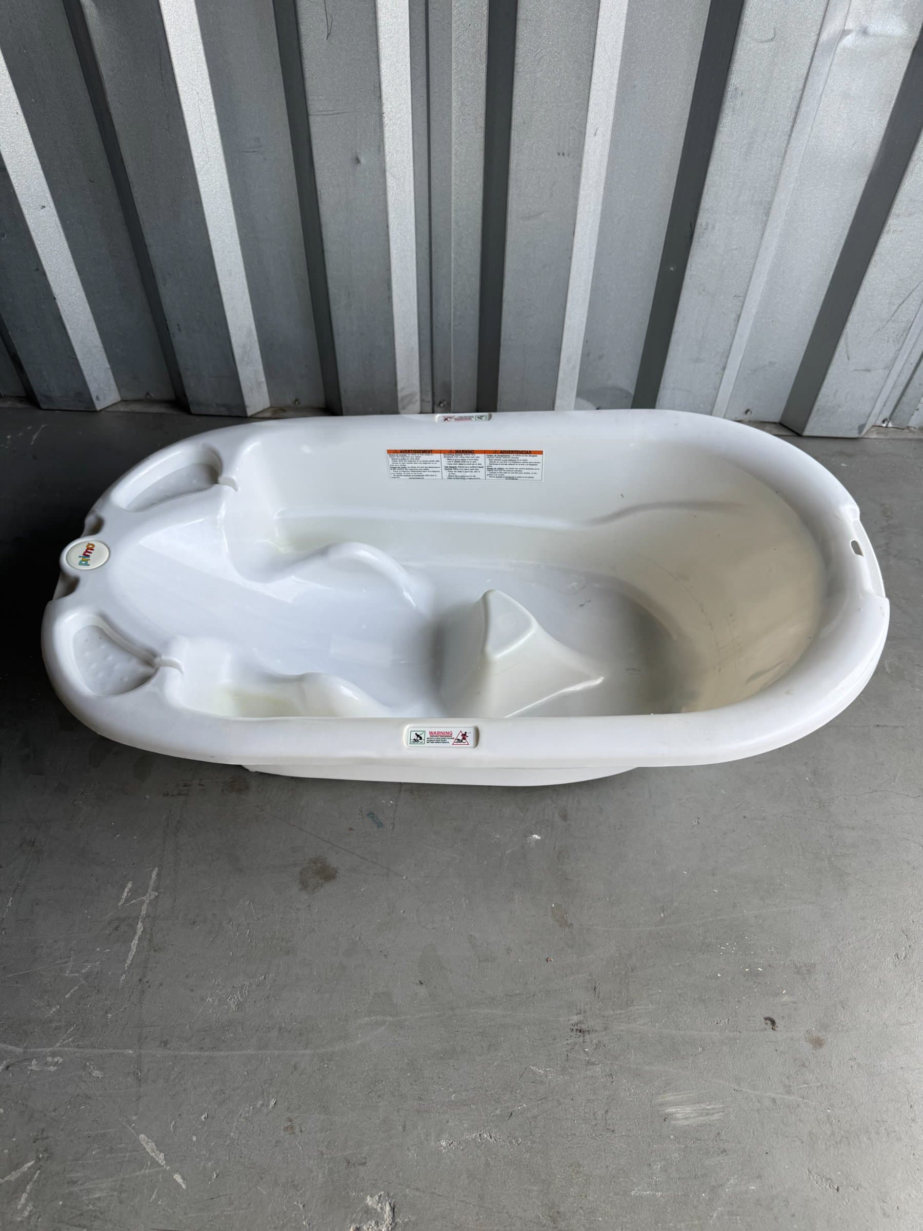 Primo Infant Baby Bath Tub White Plastic Newborn Bathing Basin Good